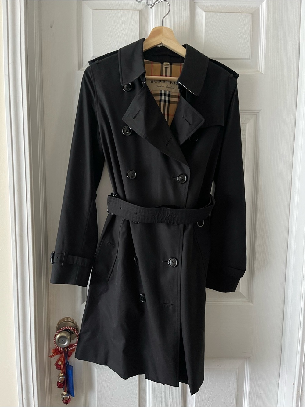 Burberry Black Double-Breasted Trench with Signature Check Lining